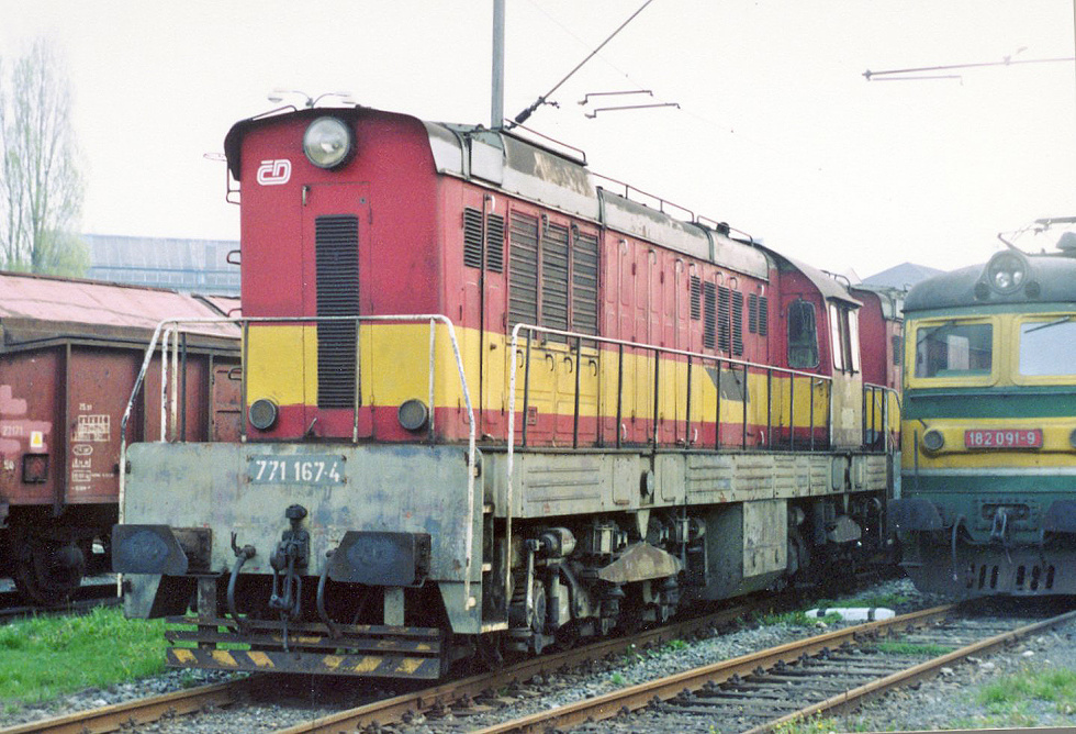 771 167-4