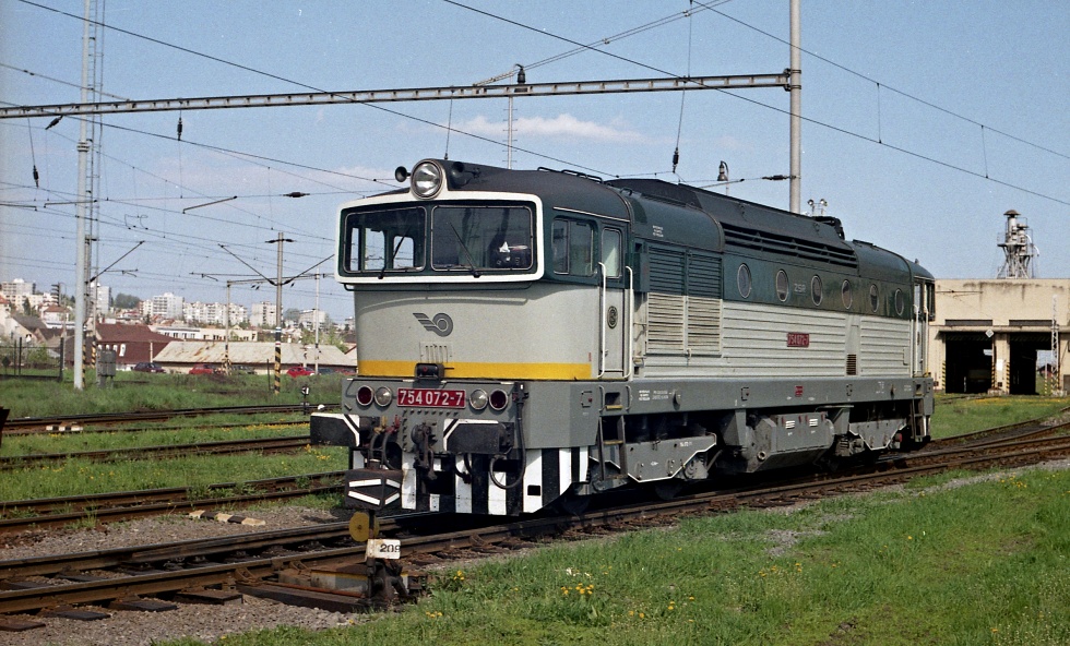 754 072-7