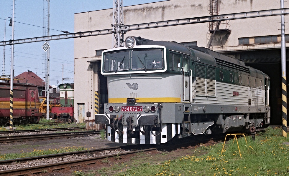 754 072-7