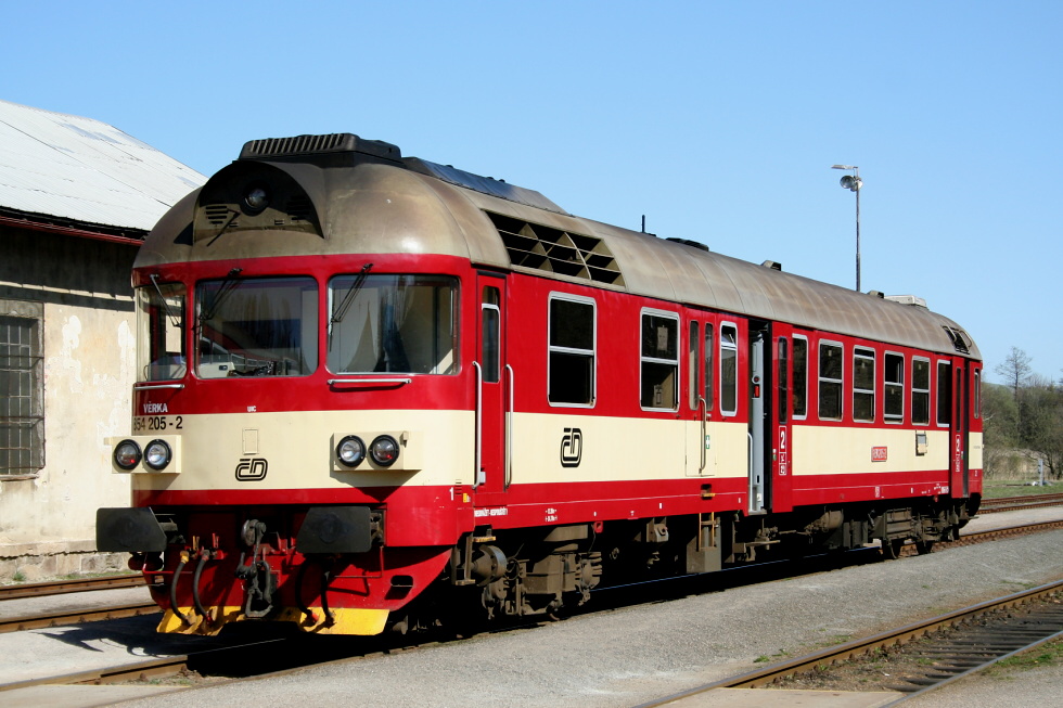 854 205-2