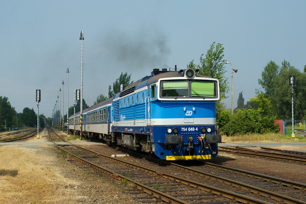 754 040-4