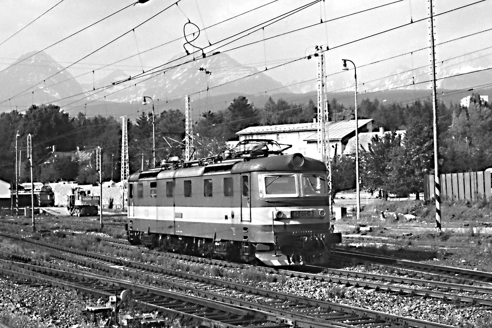 183 005-8