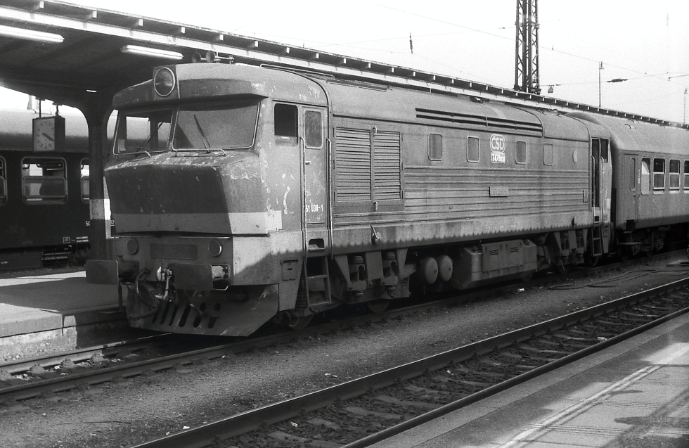 751 038-1