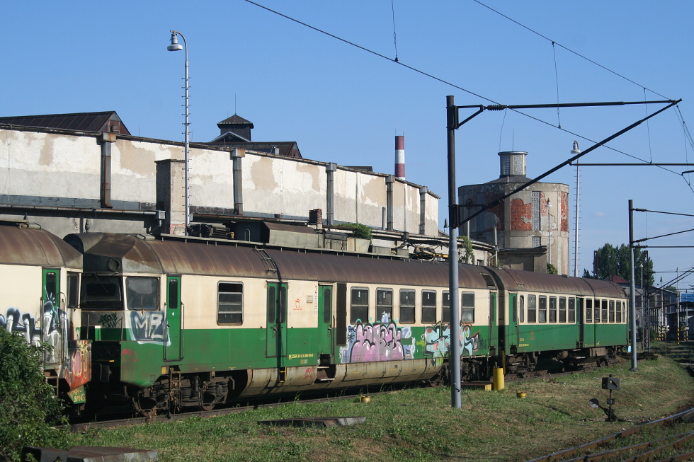 460 048-2