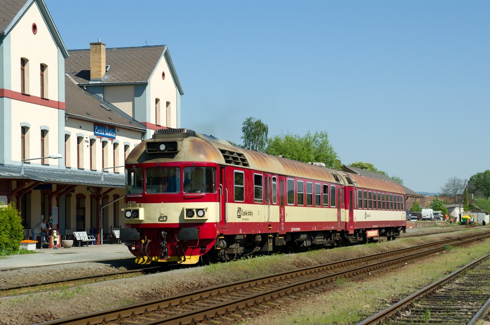 854 005-6