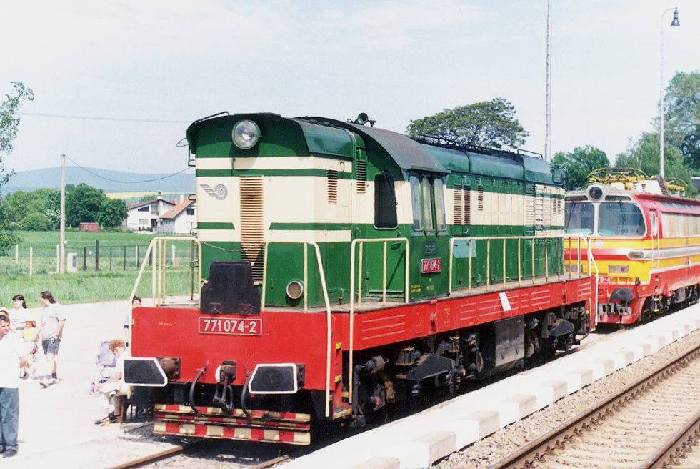 771 074-2