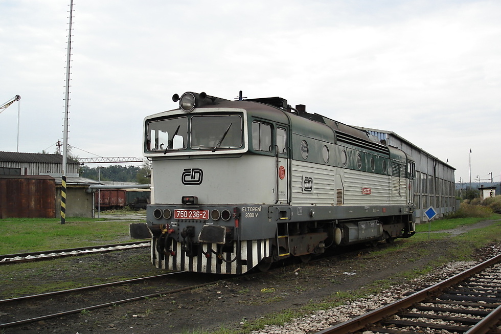 750 236-2