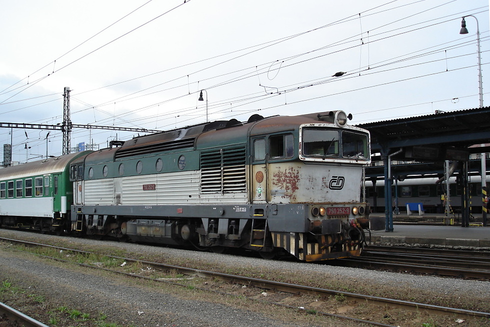 750 252-9