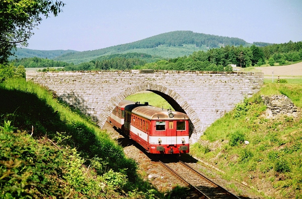 831 105-2