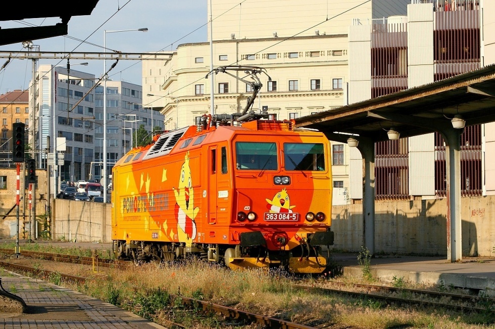 363 084-5