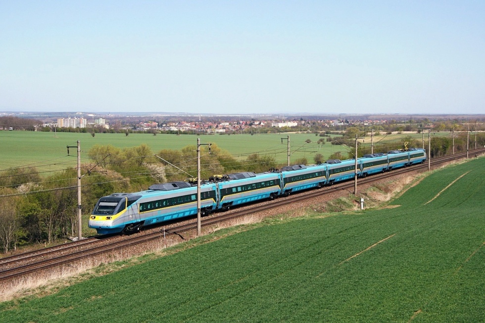 680 007