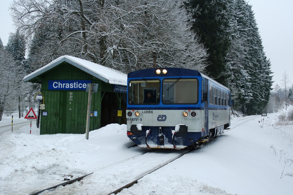 810 675-9