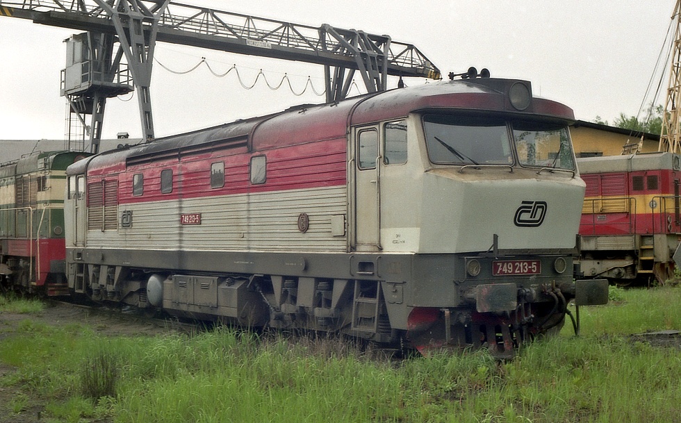 749 213-5