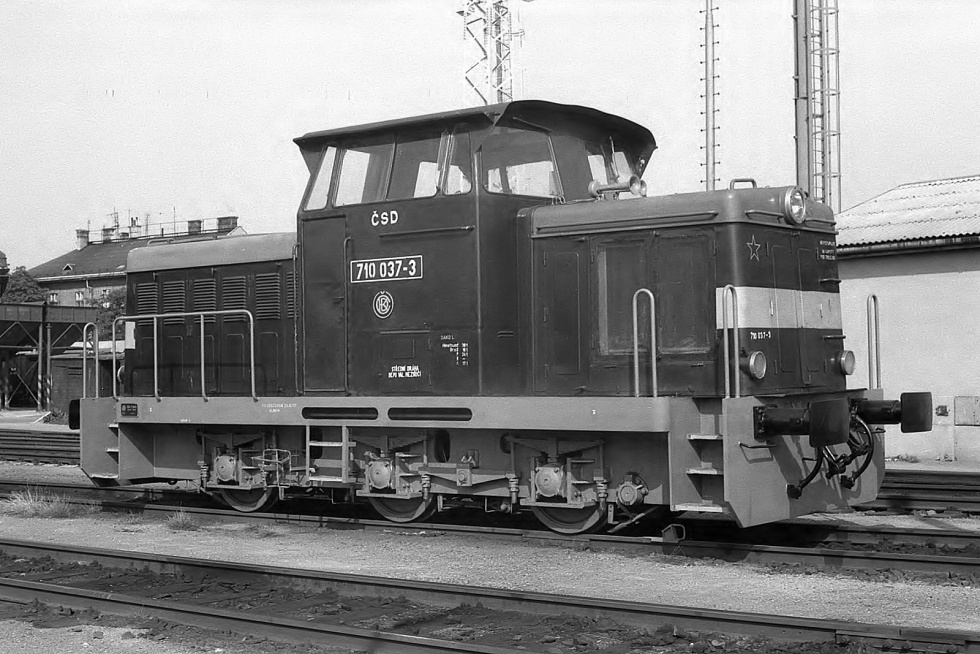710 037-3