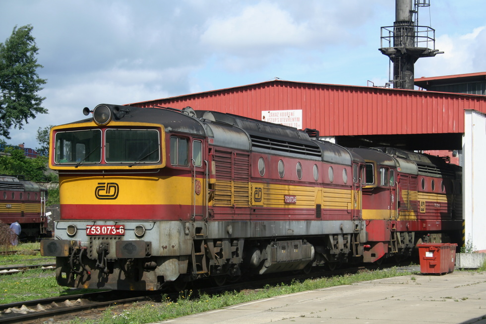 753 073-6