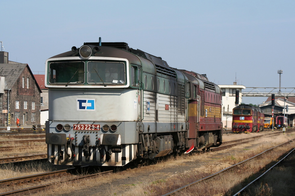 753 229-4
