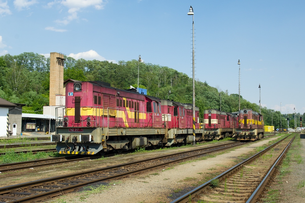 742 317-1