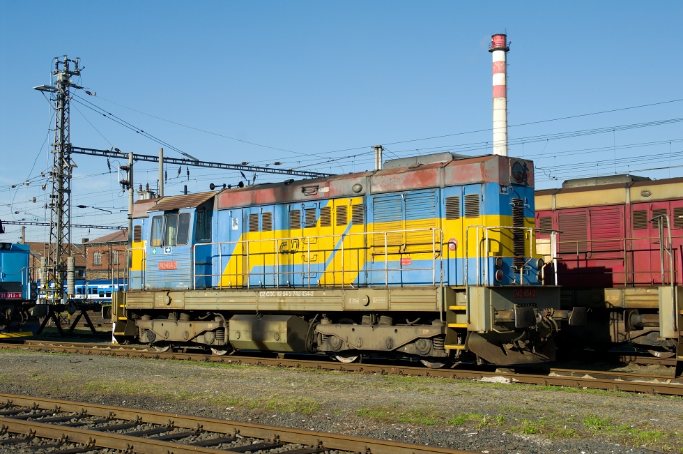 742 454-2