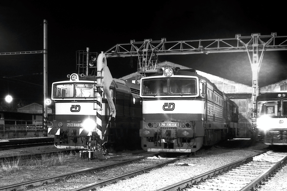 750 235-4