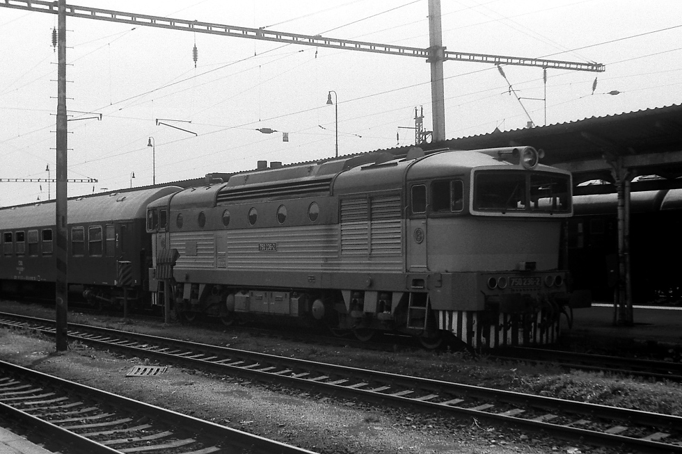 750 236-2