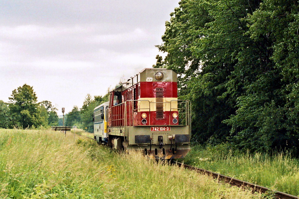742 104-3