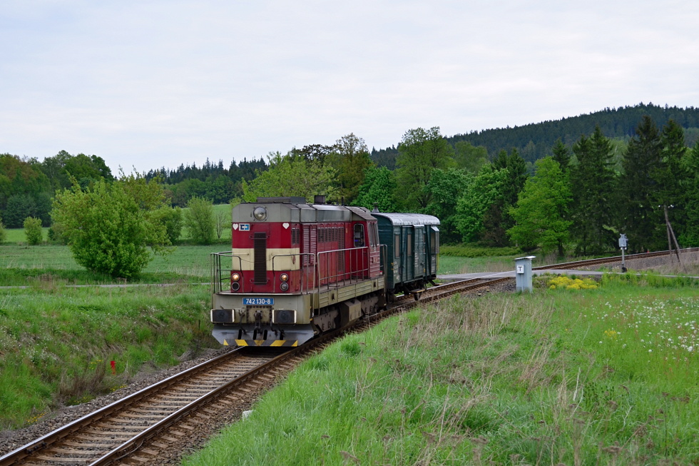 742 130-8