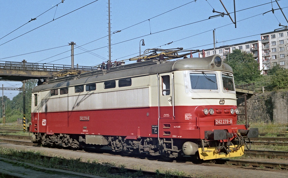 242 279-8