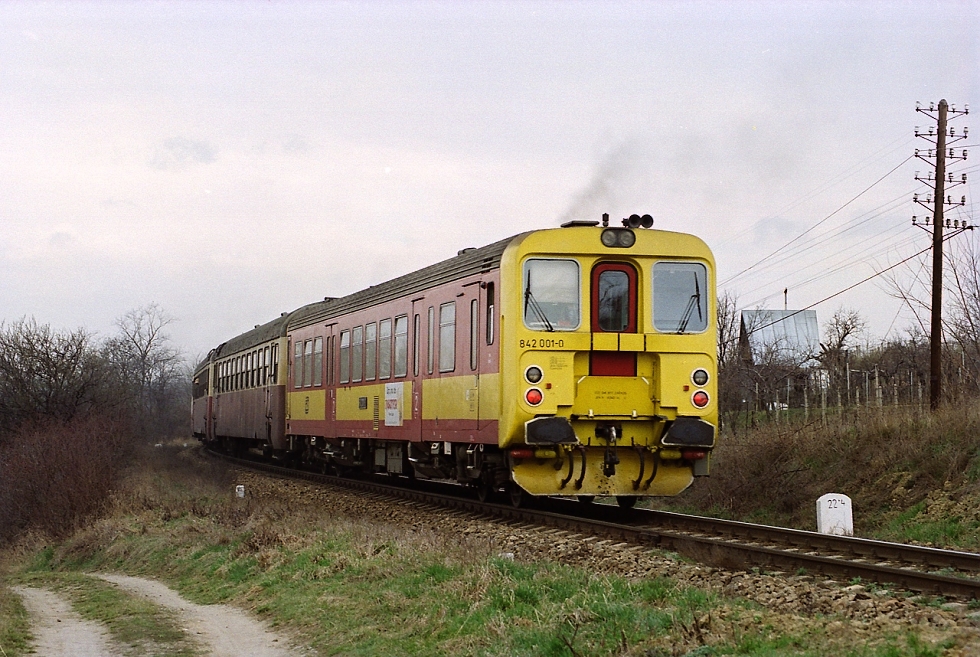 842 001-0