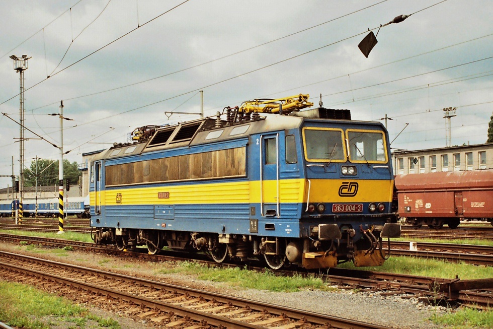 363 004-3