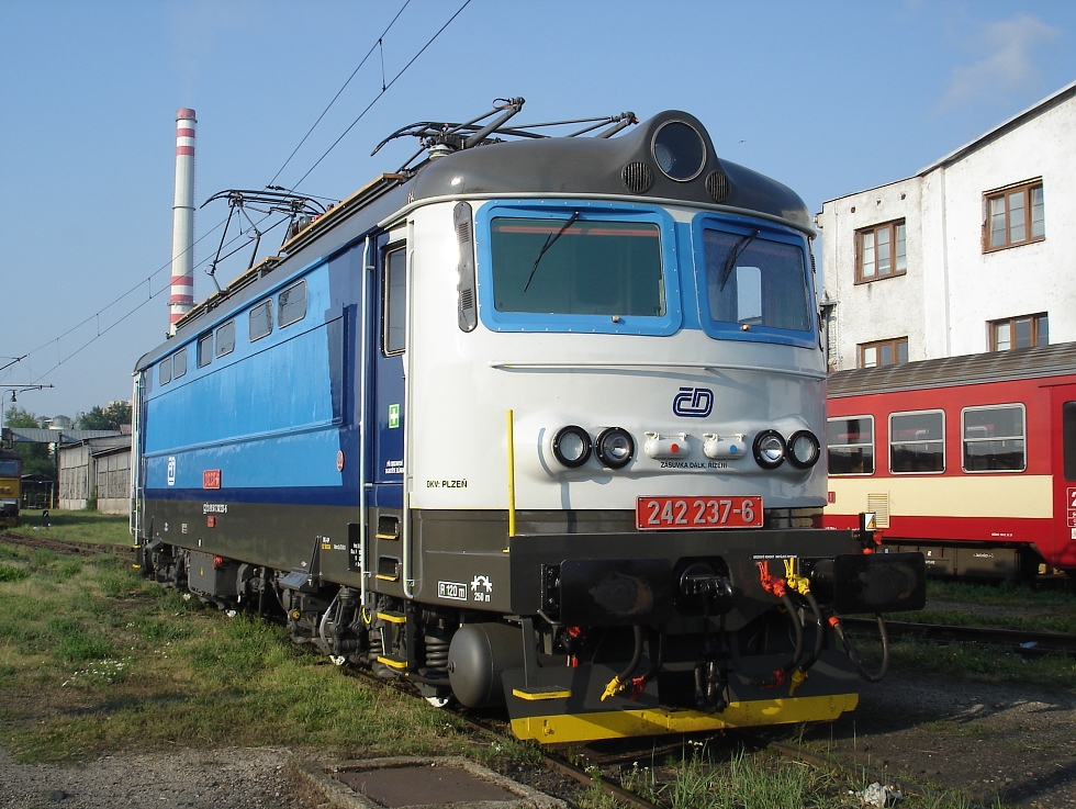 242 237-6