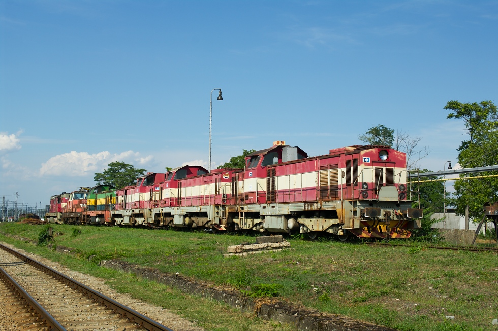 730 011-4
