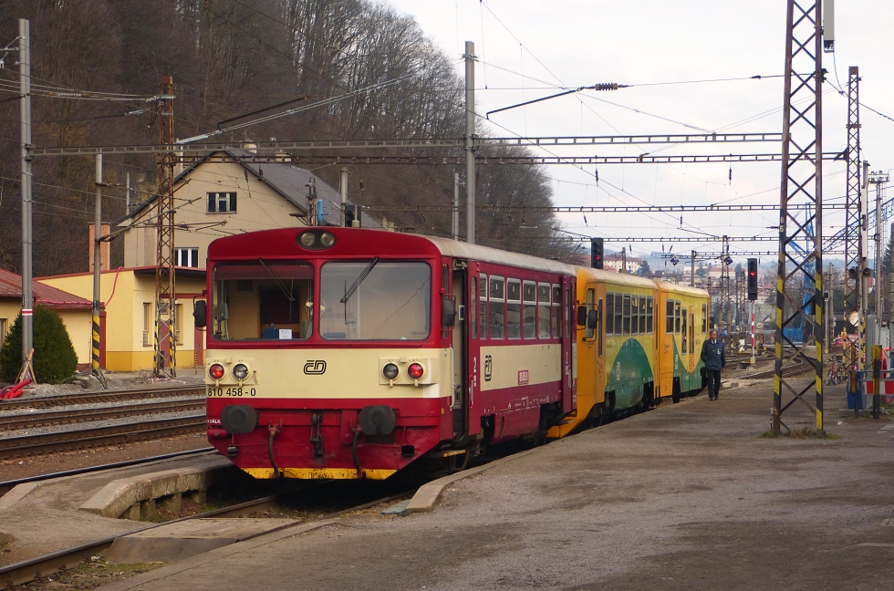 810 458-0
