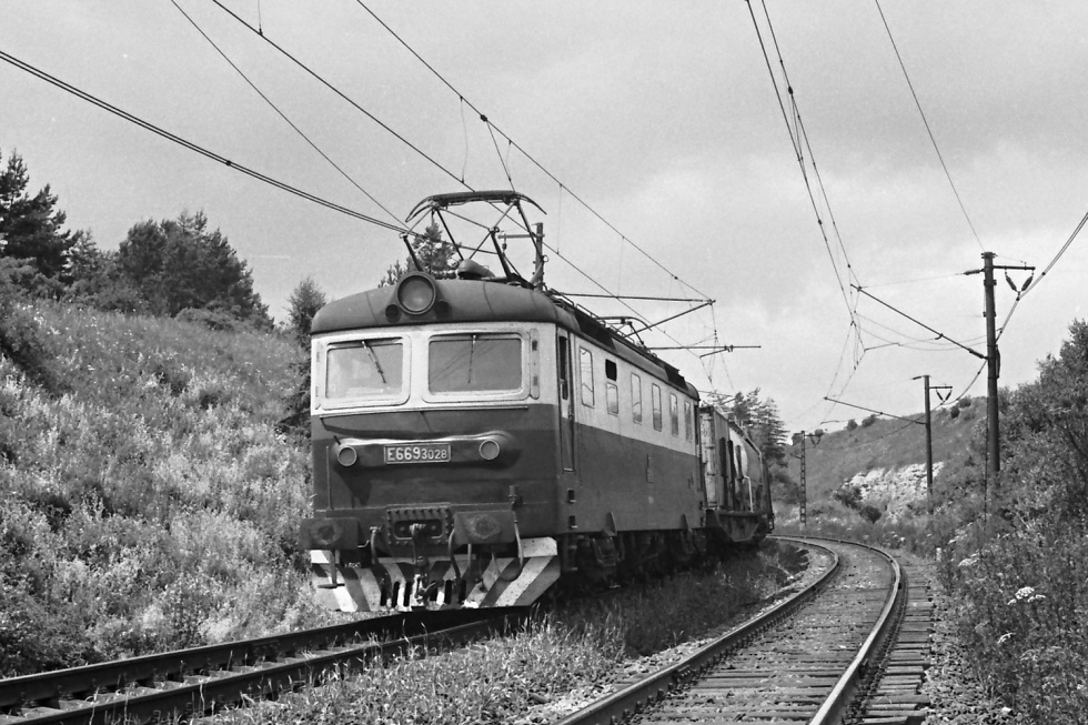 E669.3028