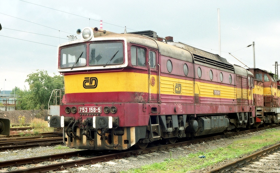 753 158-5