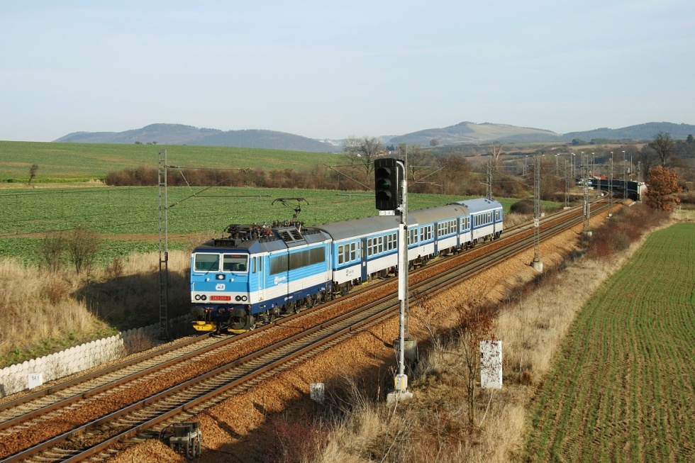 363 064-7