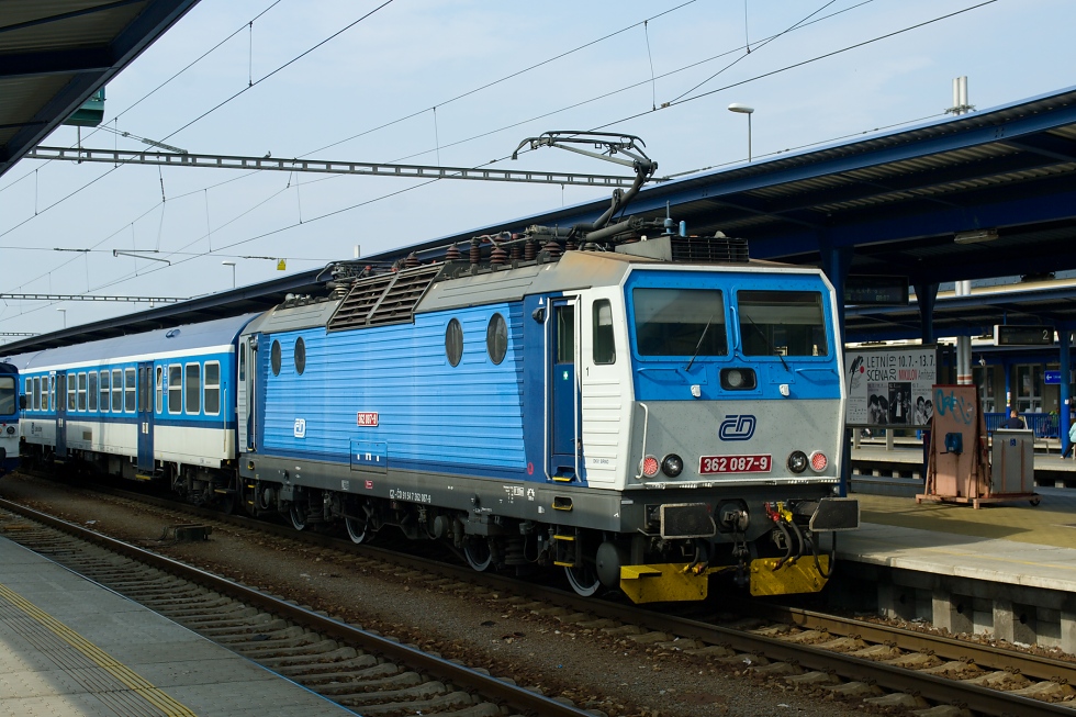 362 087-9