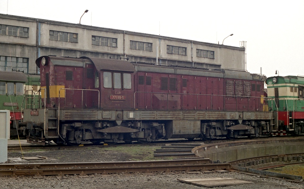 771 119-5