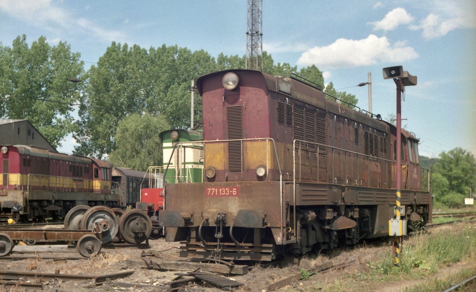 771 133-6
