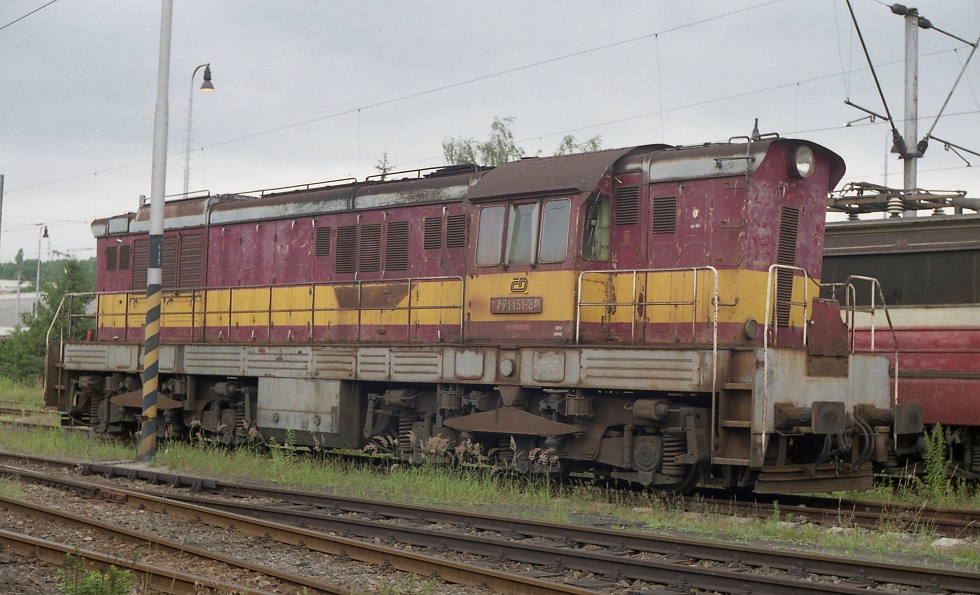 771 151-8