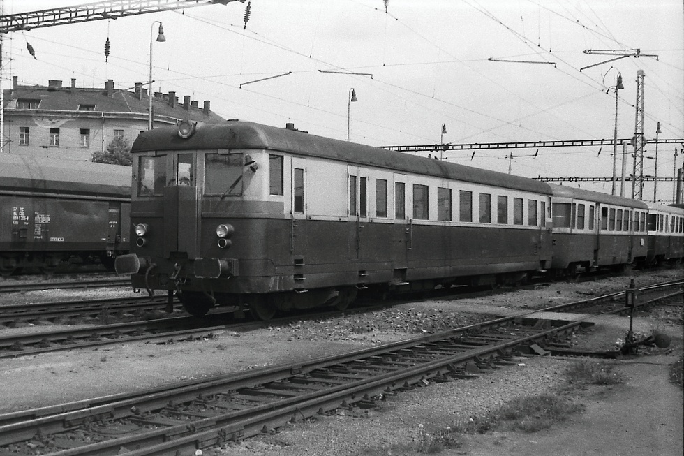830 187-1