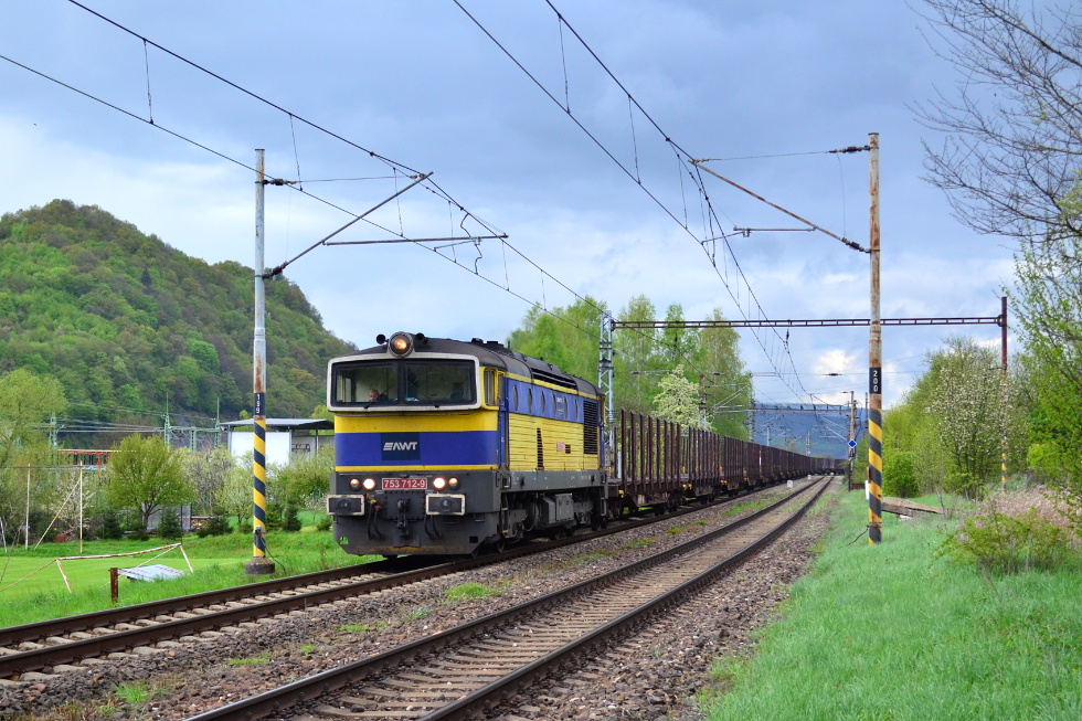 753 712-9