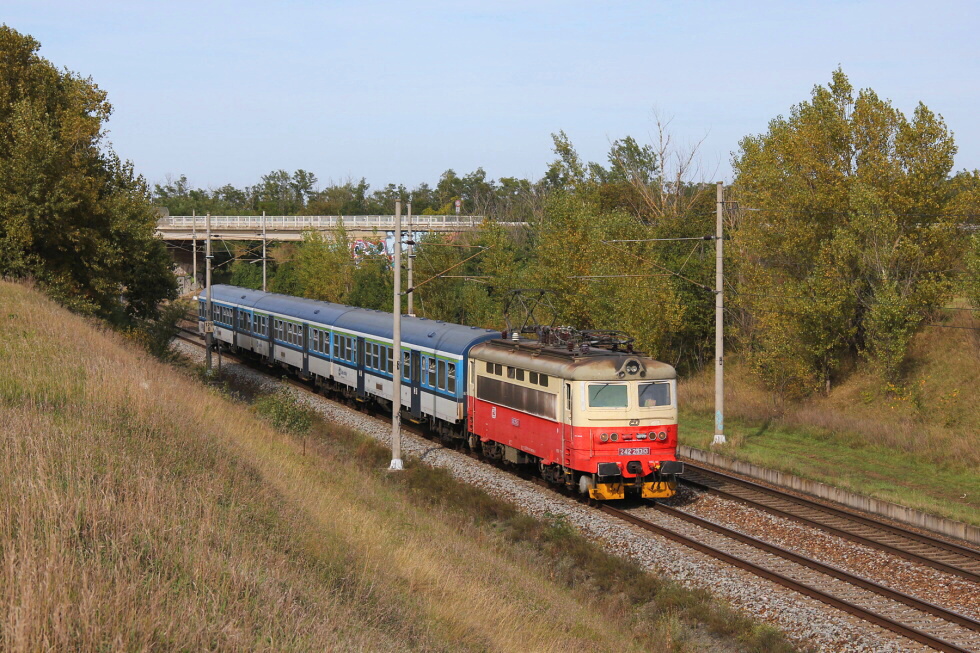 242 253-3