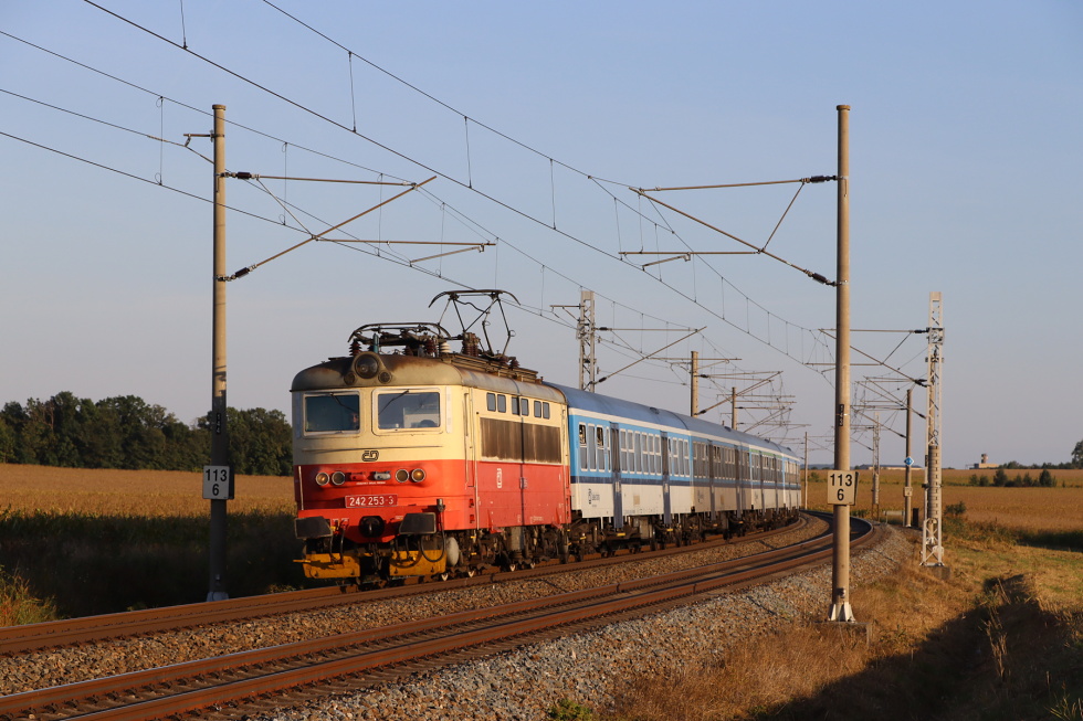 242 253-3