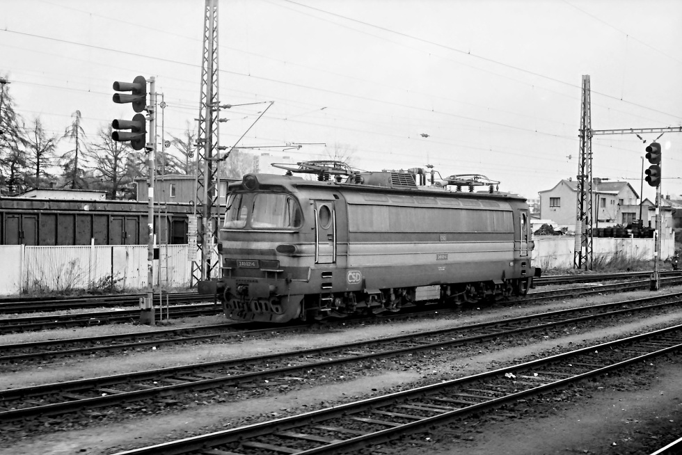 240 021-6