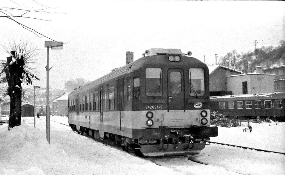 842 034-1