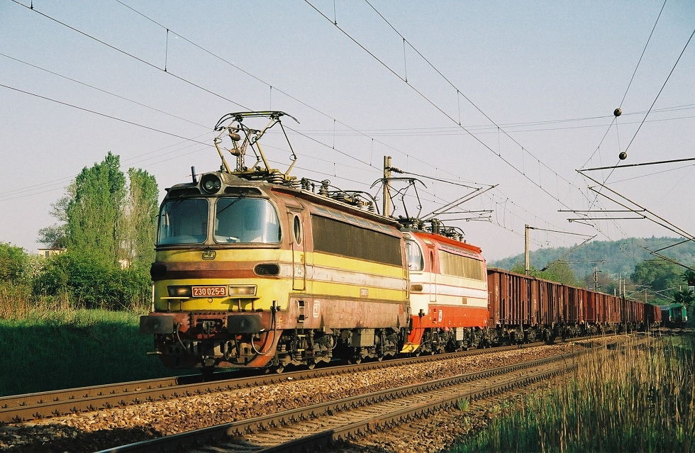 230 025-9