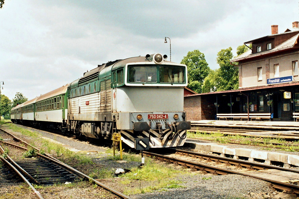 750 042-4