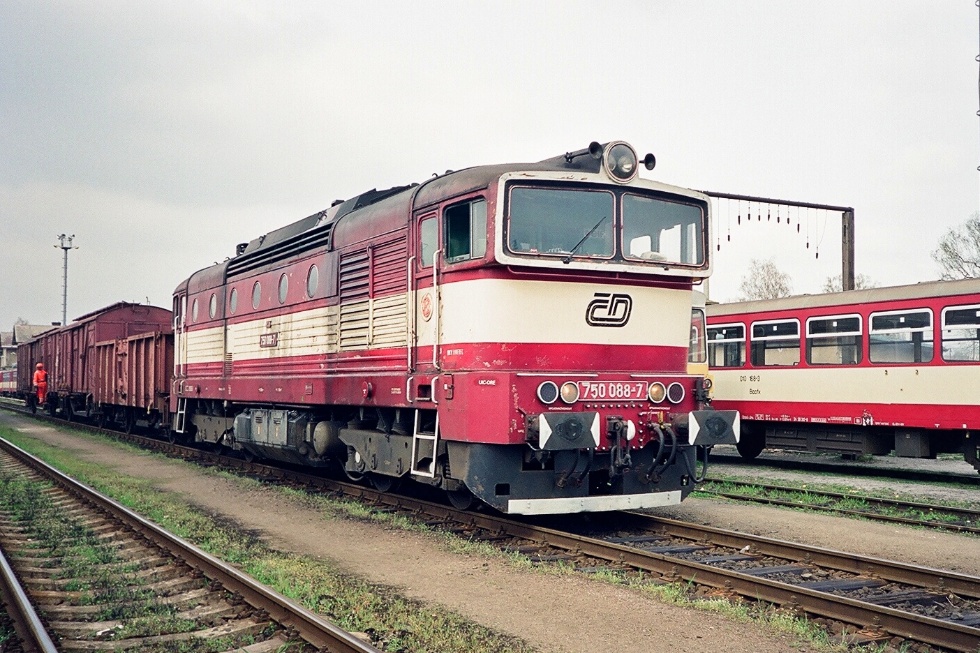 750 088-7