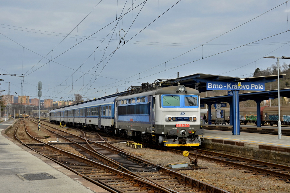 242 248-3