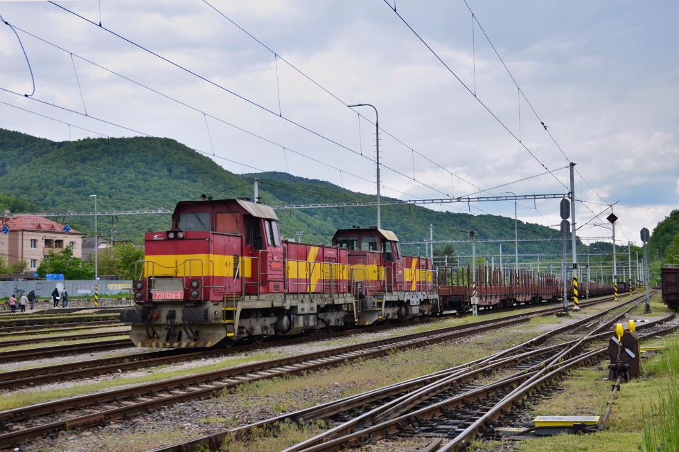 731 034-5